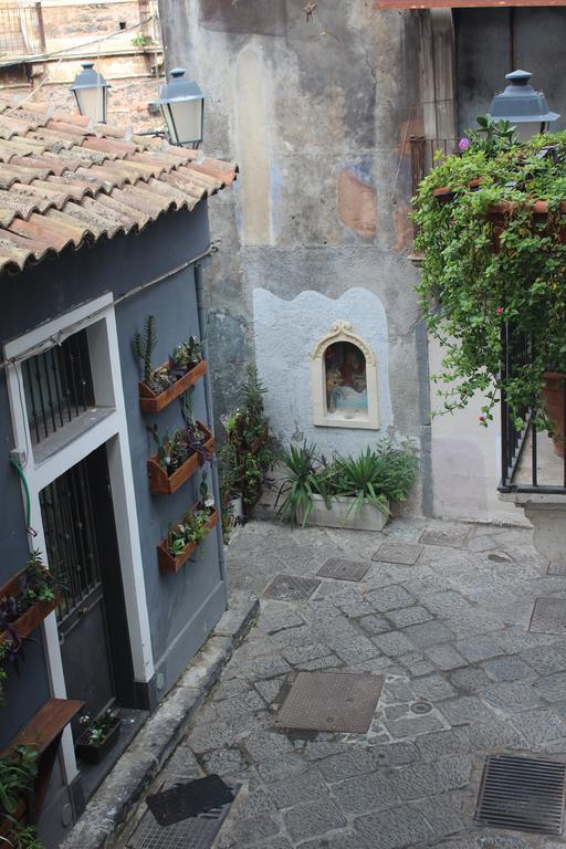 A casa di Ettore Aeroporto di Catania Fontana Rossa Esterno foto