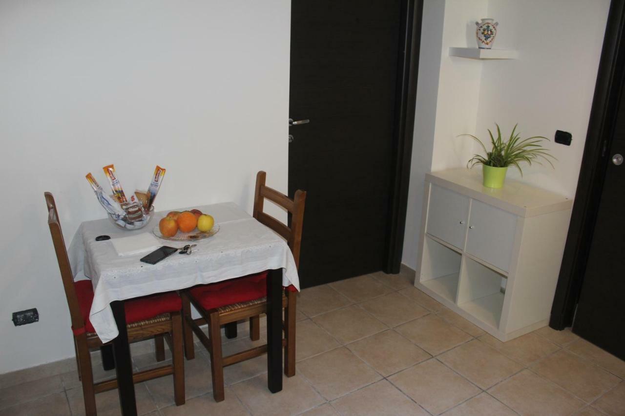 A casa di Ettore Aeroporto di Catania Fontana Rossa Esterno foto